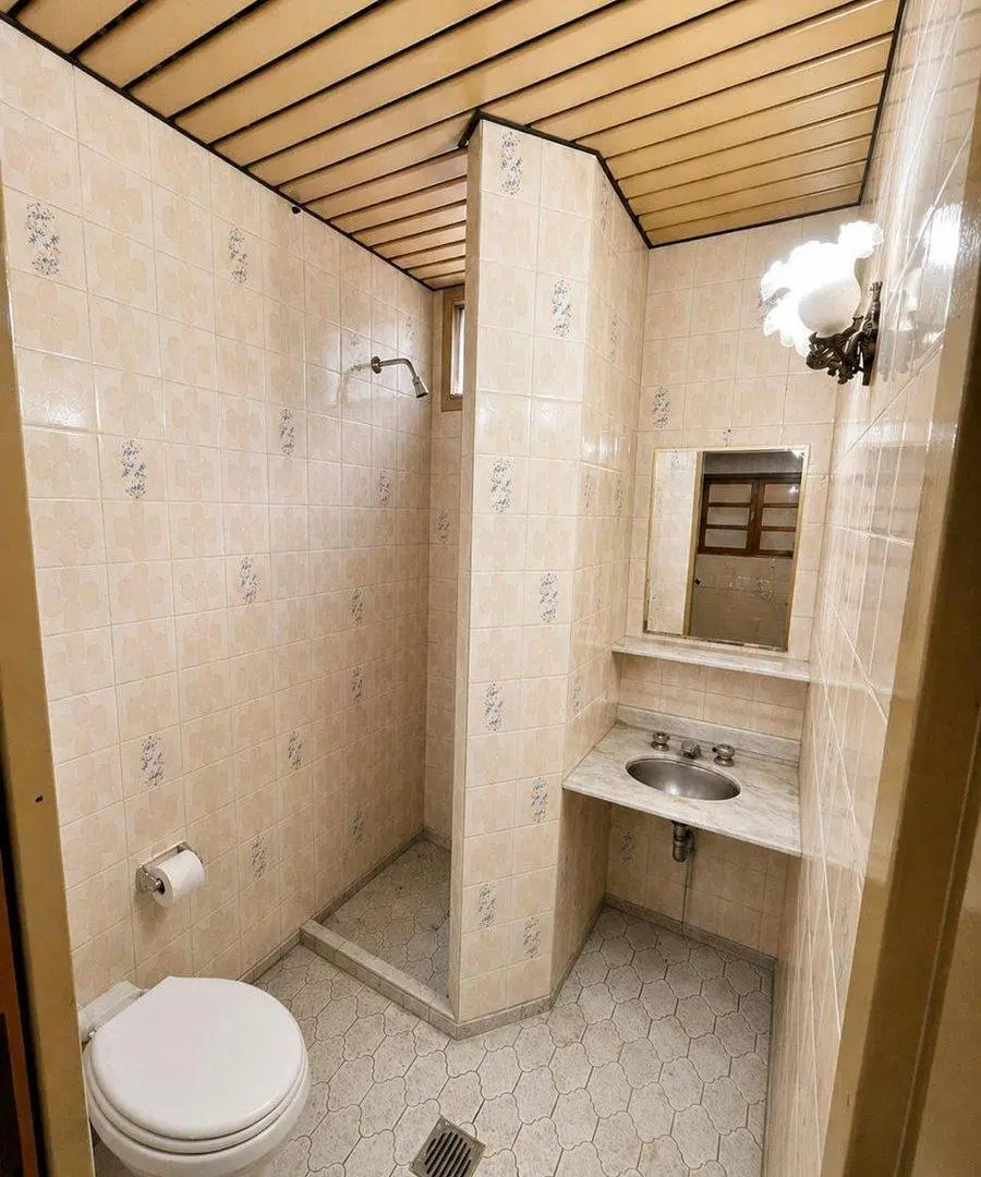 GALPON EN VENTA LA PLATA - 240 M2 LOS HORNOS 5