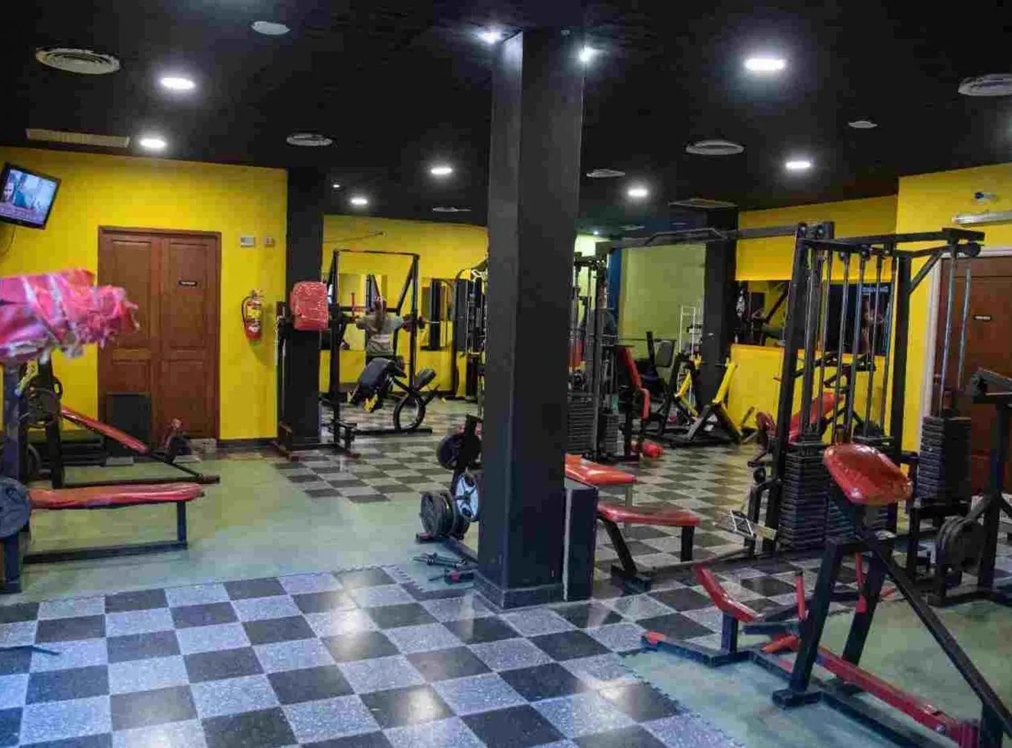 LOCAL EN VENTA LA PLATA 5