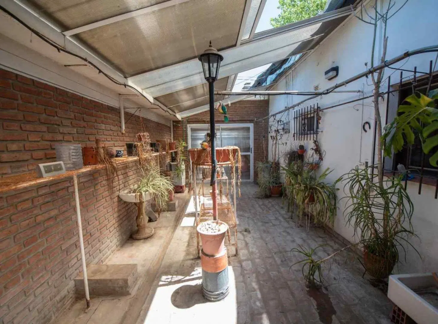 CASA DE 3 DORMITORIOS VENTA VILLA ELISA CON PILETA 5