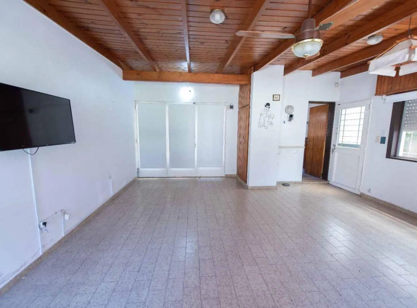 CASA DE 3 DORMITORIOS VENTA VILLA ELISA CON PILETA 2