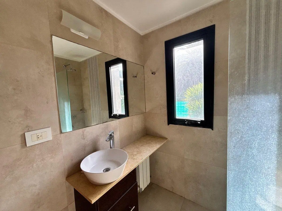 DUPLEX 2 DORMITORIOS EN VENTA GONNET 8