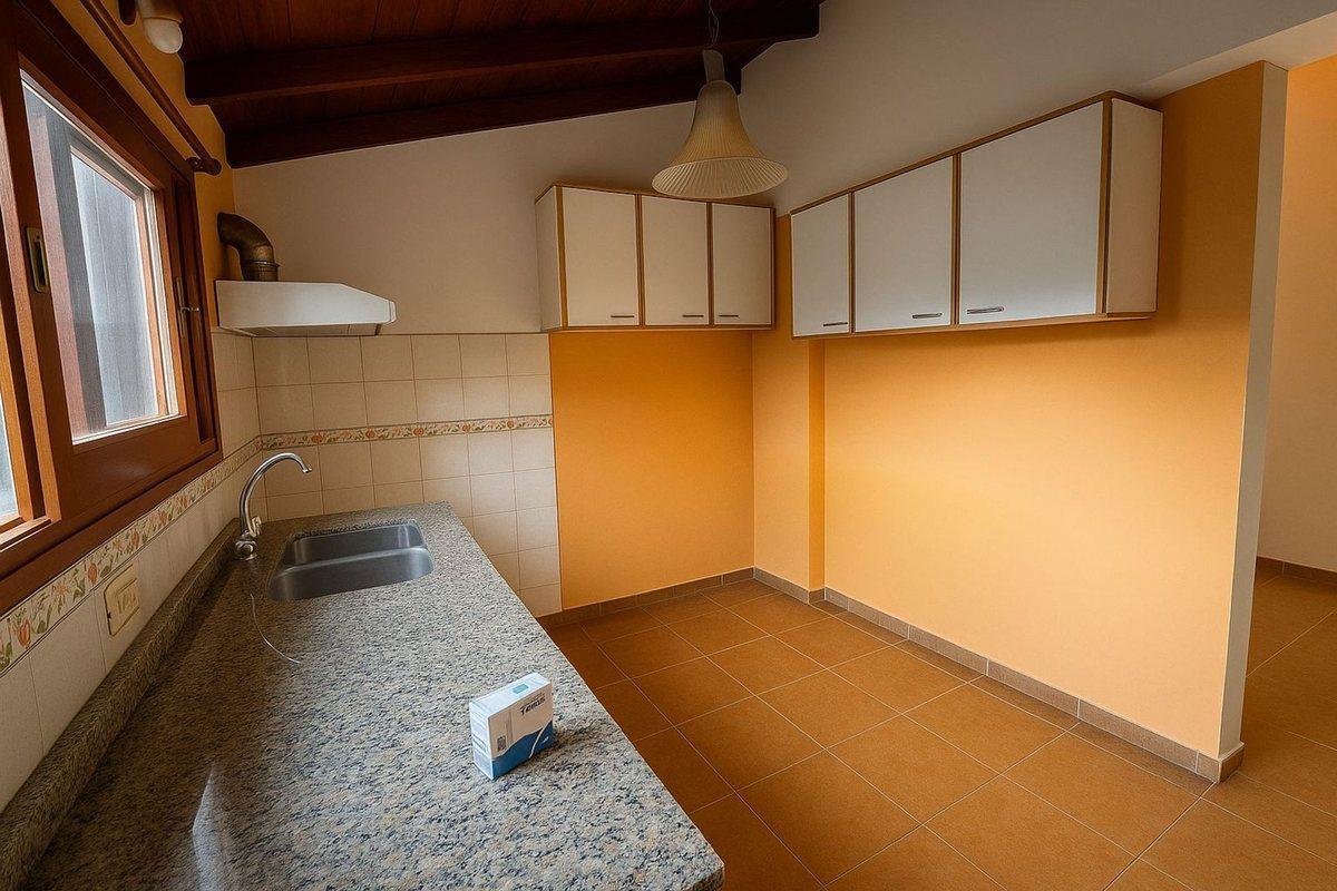 Foto de CASA 4 DORMITORIOS EN VENTA, DOLORES TIPO CHALET, imagen 3