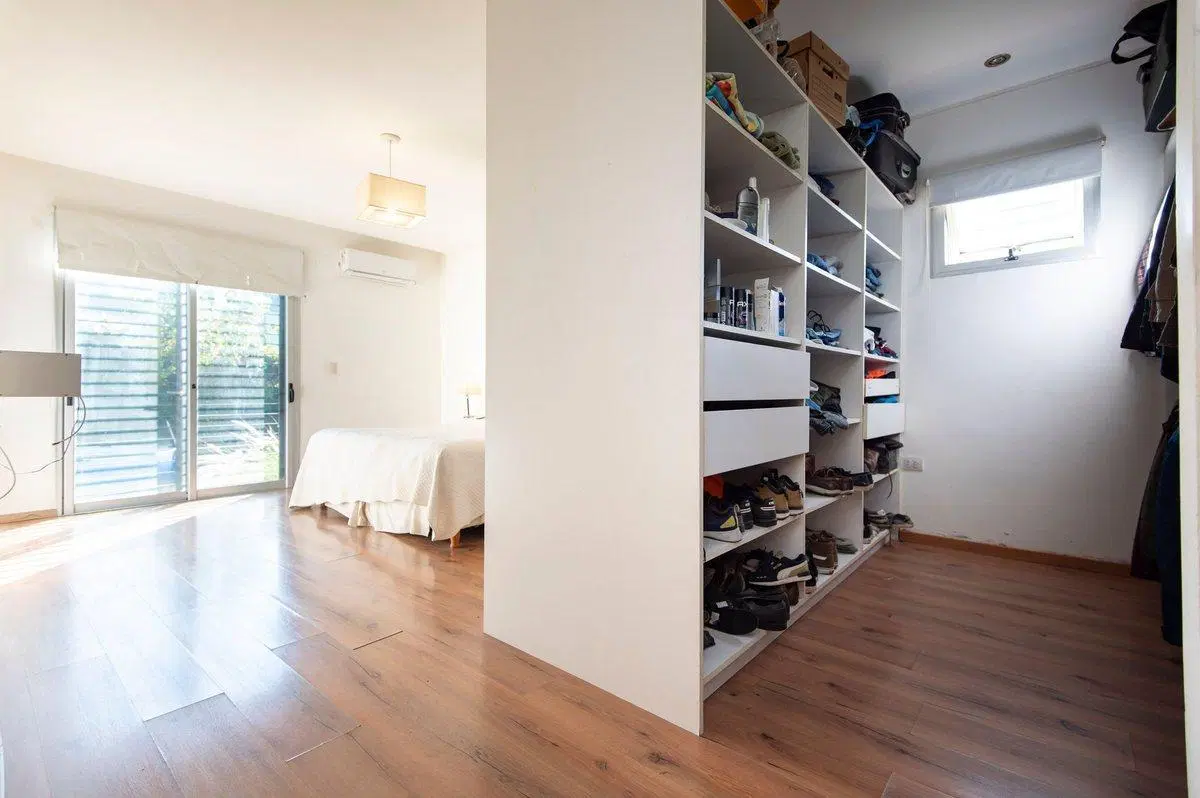 CASA 3 DORMITORIOS EN VENTA GORINA 4