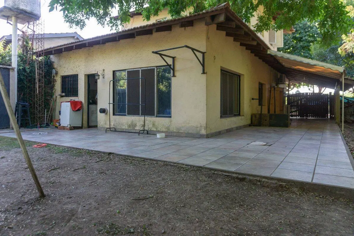 CASA 4 DORMITORIOS EN VENTA , CITY BELL. 4