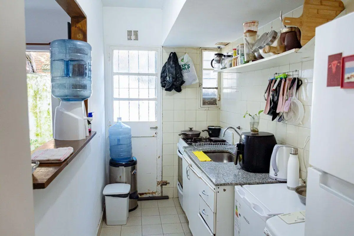 PH UN DORMITORIO EN VENTA LA PLATA 17 Y 58 + PATIO 2