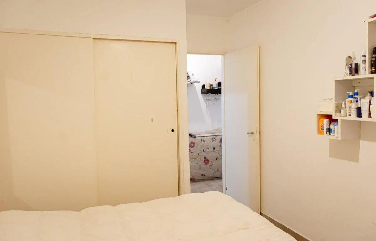 PH UN DORMITORIO EN VENTA LA PLATA 17 Y 58 + PATIO 4