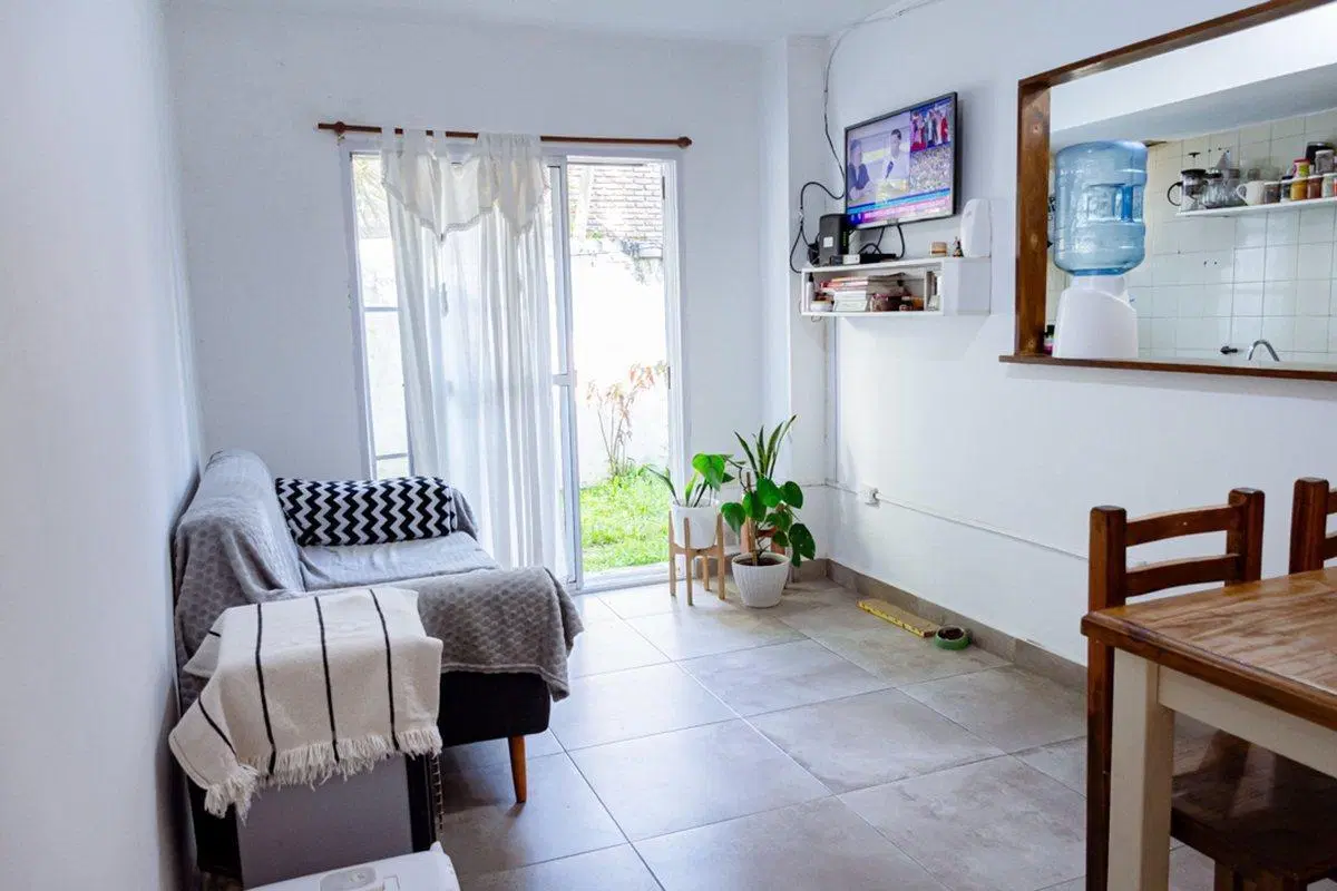 PH UN DORMITORIO EN VENTA LA PLATA 17 Y 58 + PATIO 5