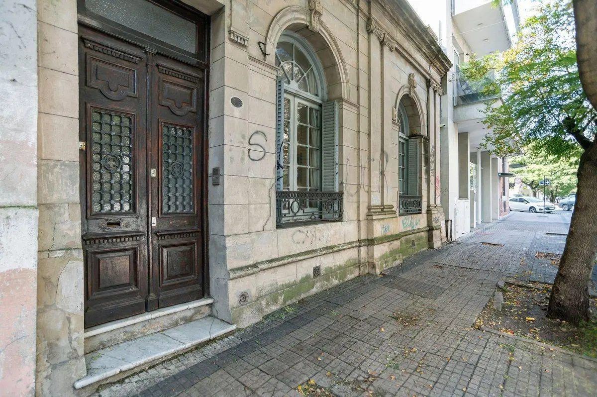 Casa 4 dormitorios en venta en La Plata 4