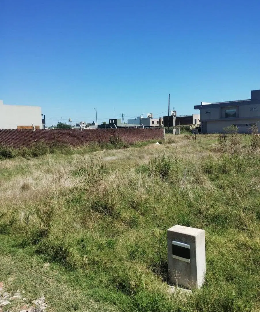 Lote en Venta Gonnet - La Plata 2
