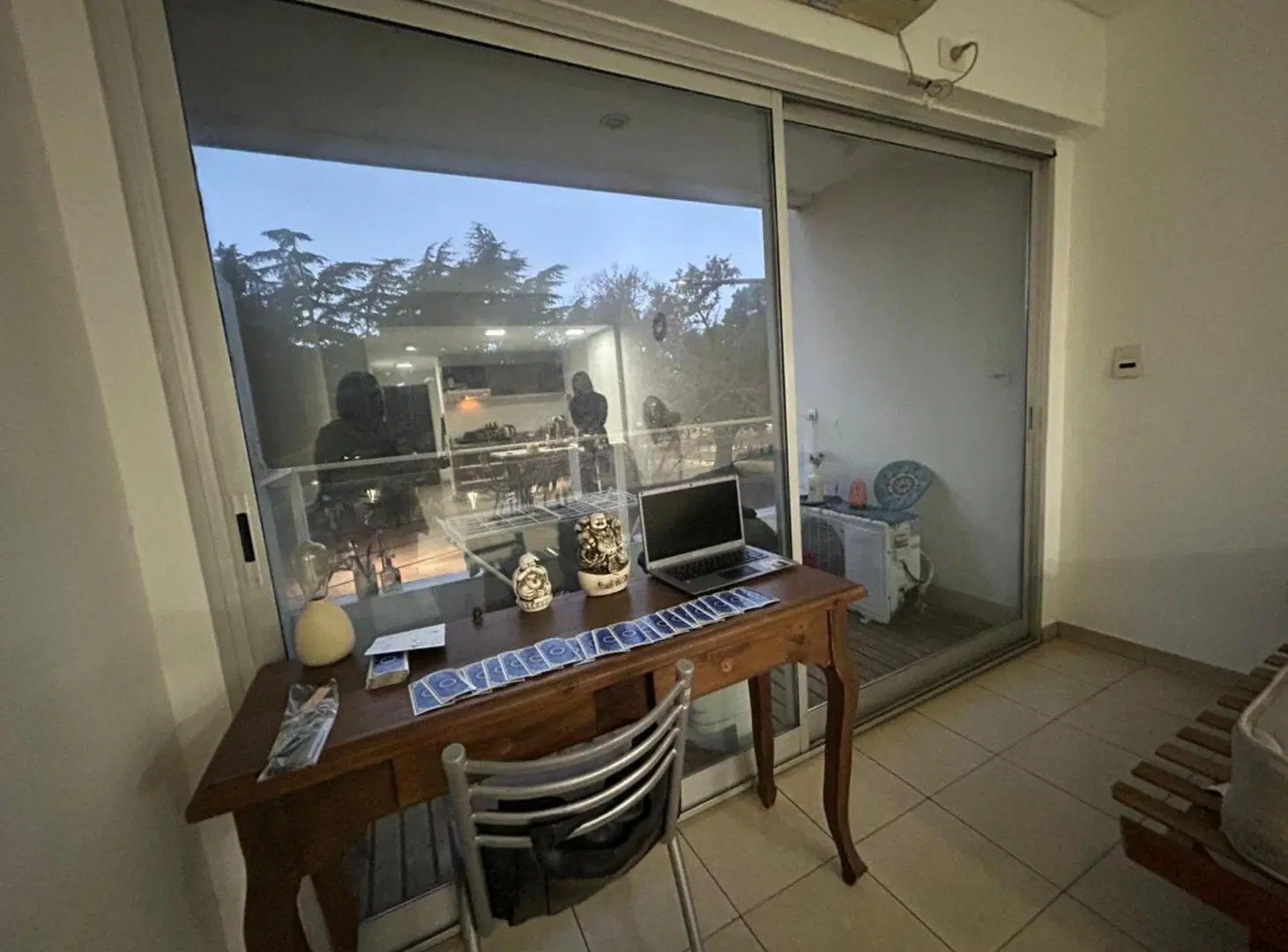 MONOAMBIENTE EN VENTA LA PLATA AL FRENTE BALCON 3