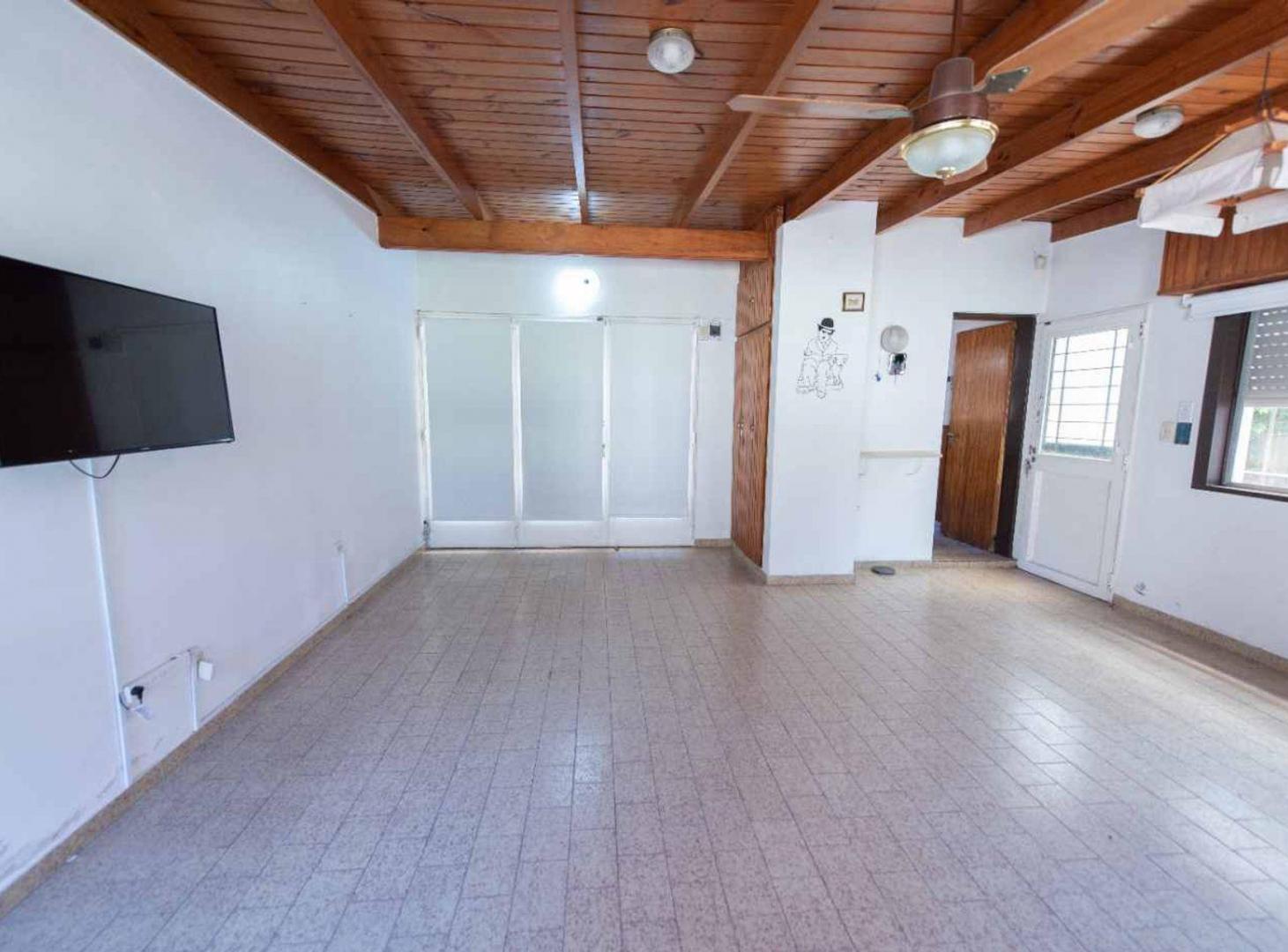 Foto de CASA DE 3 DORMITORIOS VENTA VILLA ELISA CON PILETA, imagen 5