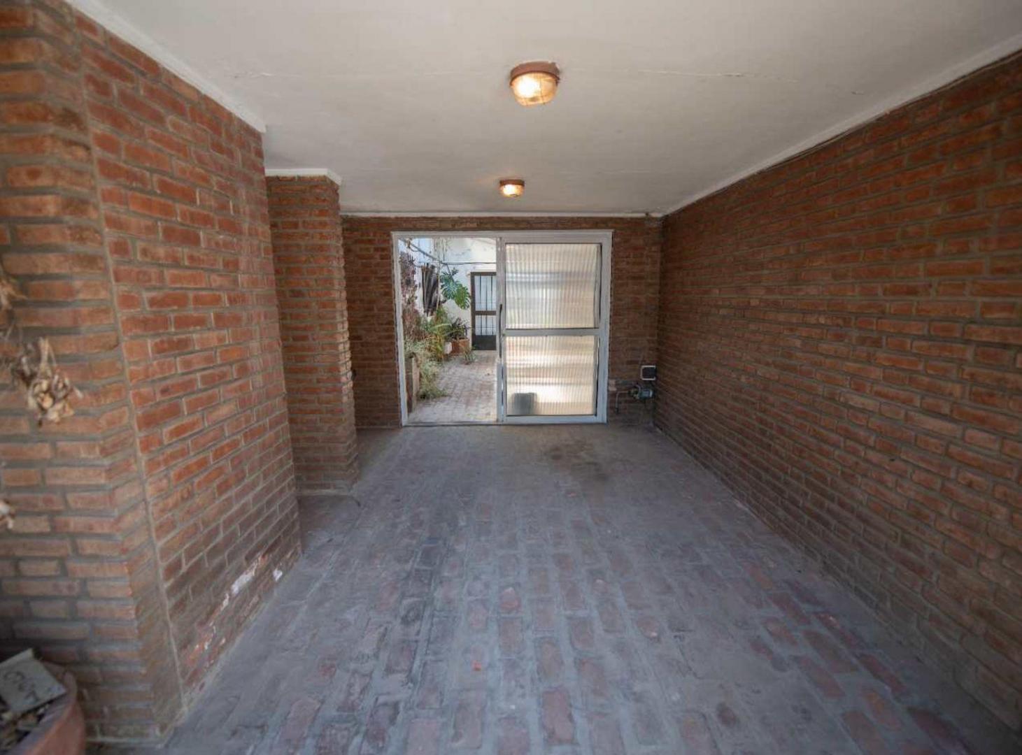 Foto de CASA DE 3 DORMITORIOS VENTA VILLA ELISA CON PILETA, imagen 4