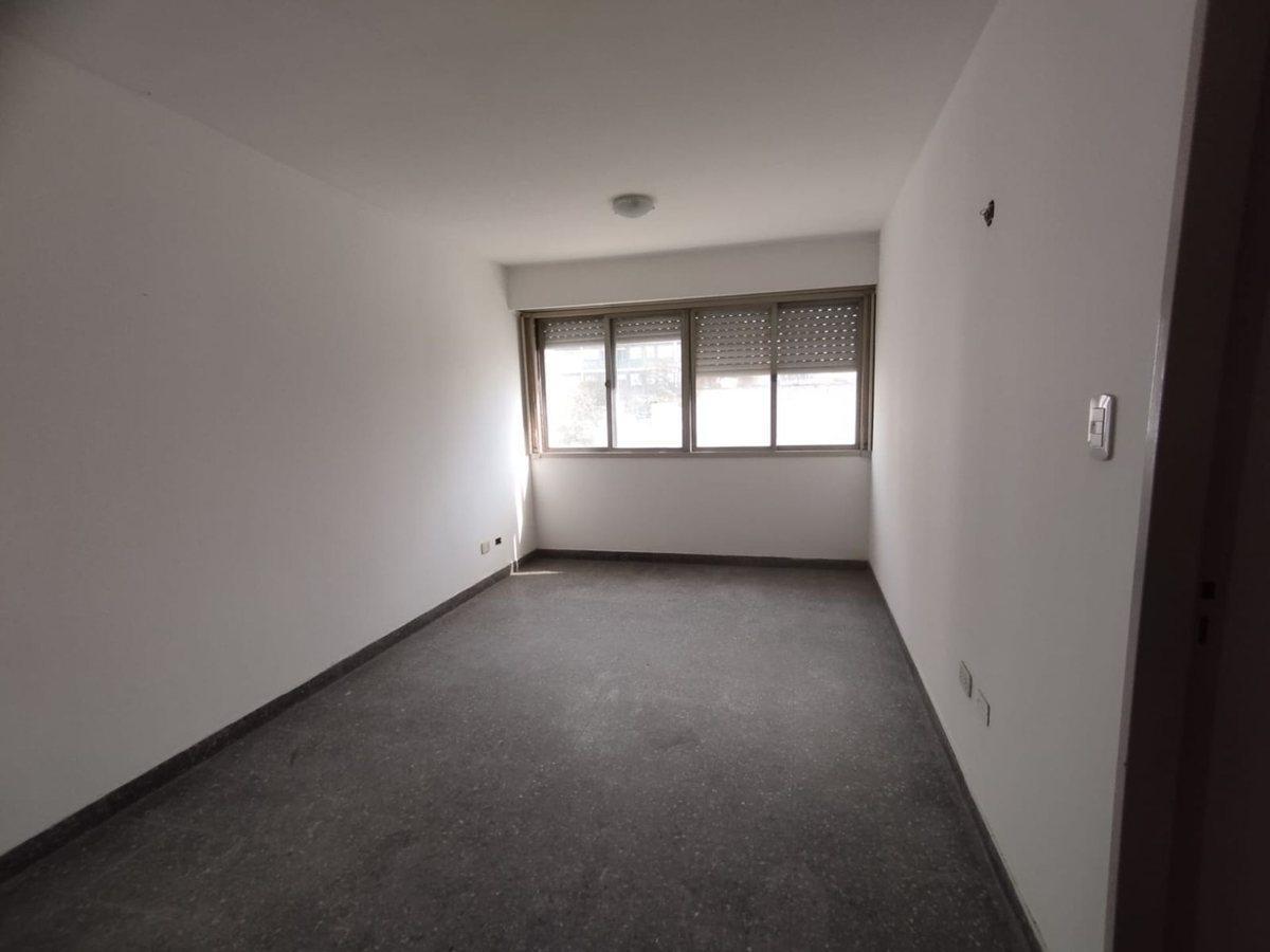 Foto de DEPARTAMENTO 3 DORMITORIOS VENTA LA PLATA, imagen 5