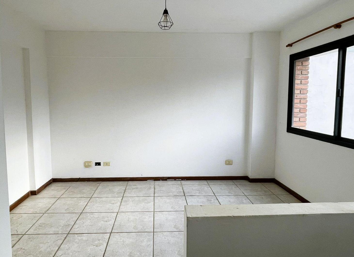 Foto de Departamento 1 Dormitorio en Venta en La Plata, imagen 3