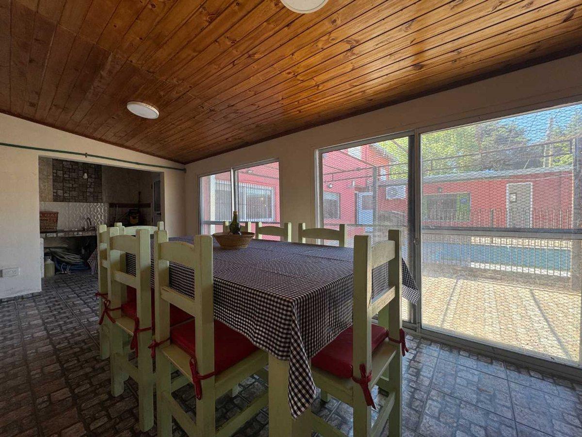 Foto de CASA 4 DORMITORIOS EN VENTA CITY BELL CON PILETA, imagen 5