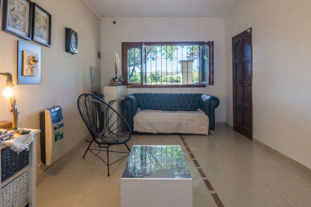 Foto de CASA 4 DORMITORIOS EN VENTA , CITY BELL., imagen 3