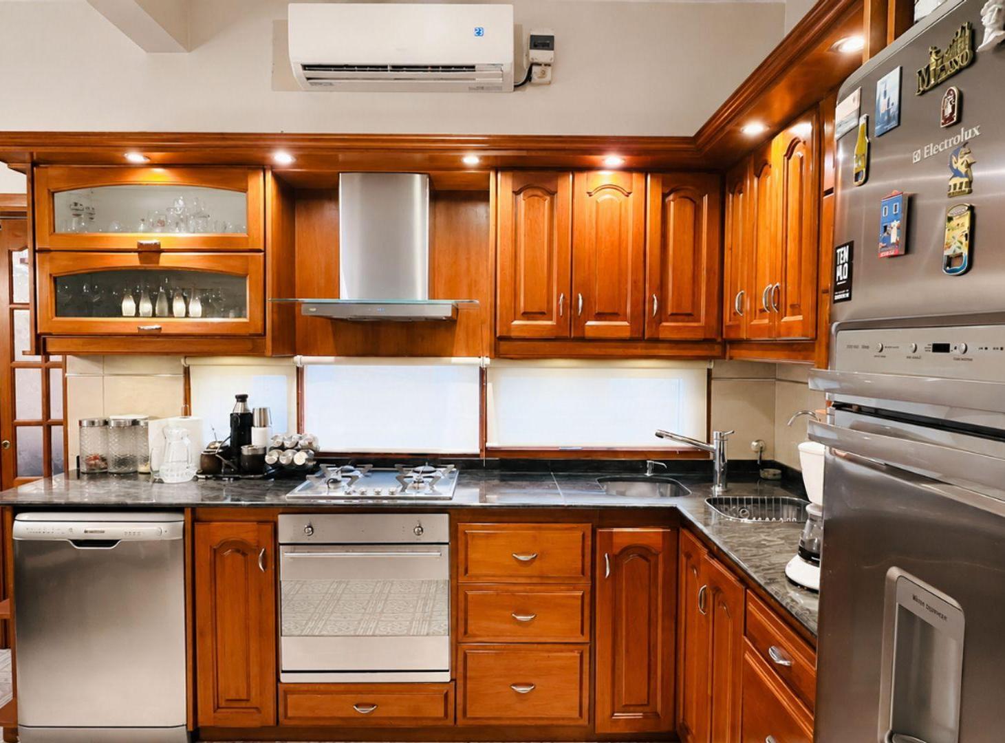 Foto de Casa 3 dormitorios en Venta En Berisso+ Quincho, imagen 2