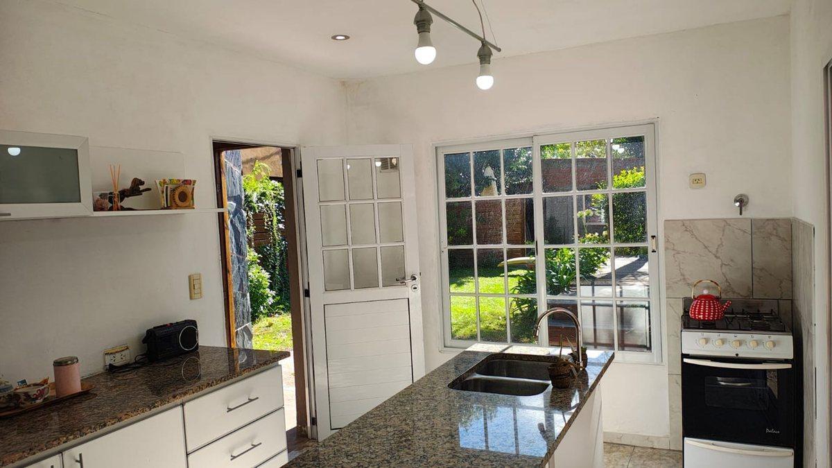 Foto de Casa 2 Dormitorios en Venta en Dolores, con Plieta, imagen 2