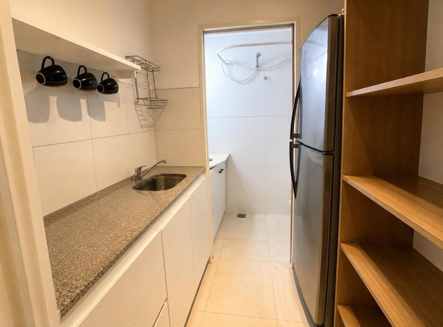 Foto de OFICINA EN VENTA LA PLATA CON COCHERA, imagen 4