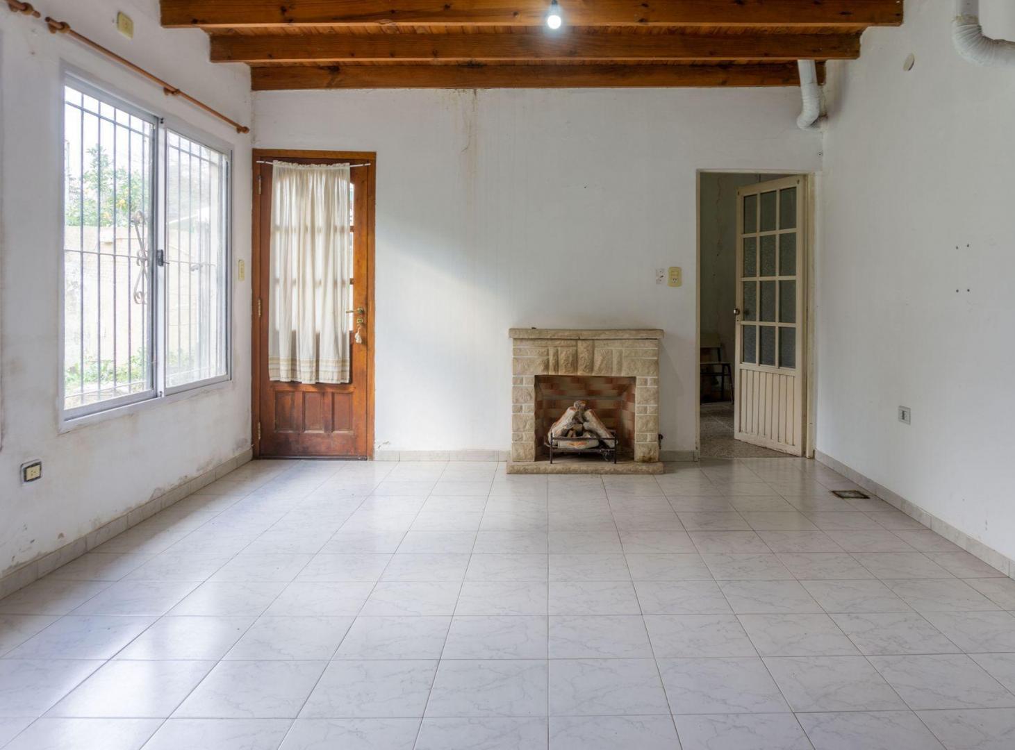 Foto de Casa 2/3 dormitorios en Venta City Bell, imagen 3