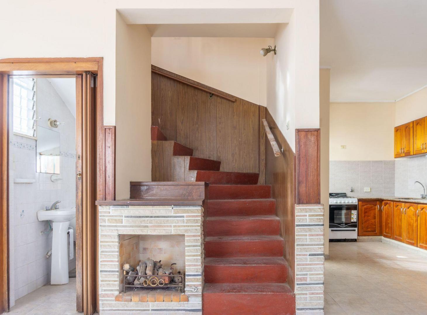 Foto de PH Casa dúplex de 3 dormitorios en venta, La Plata, imagen 2