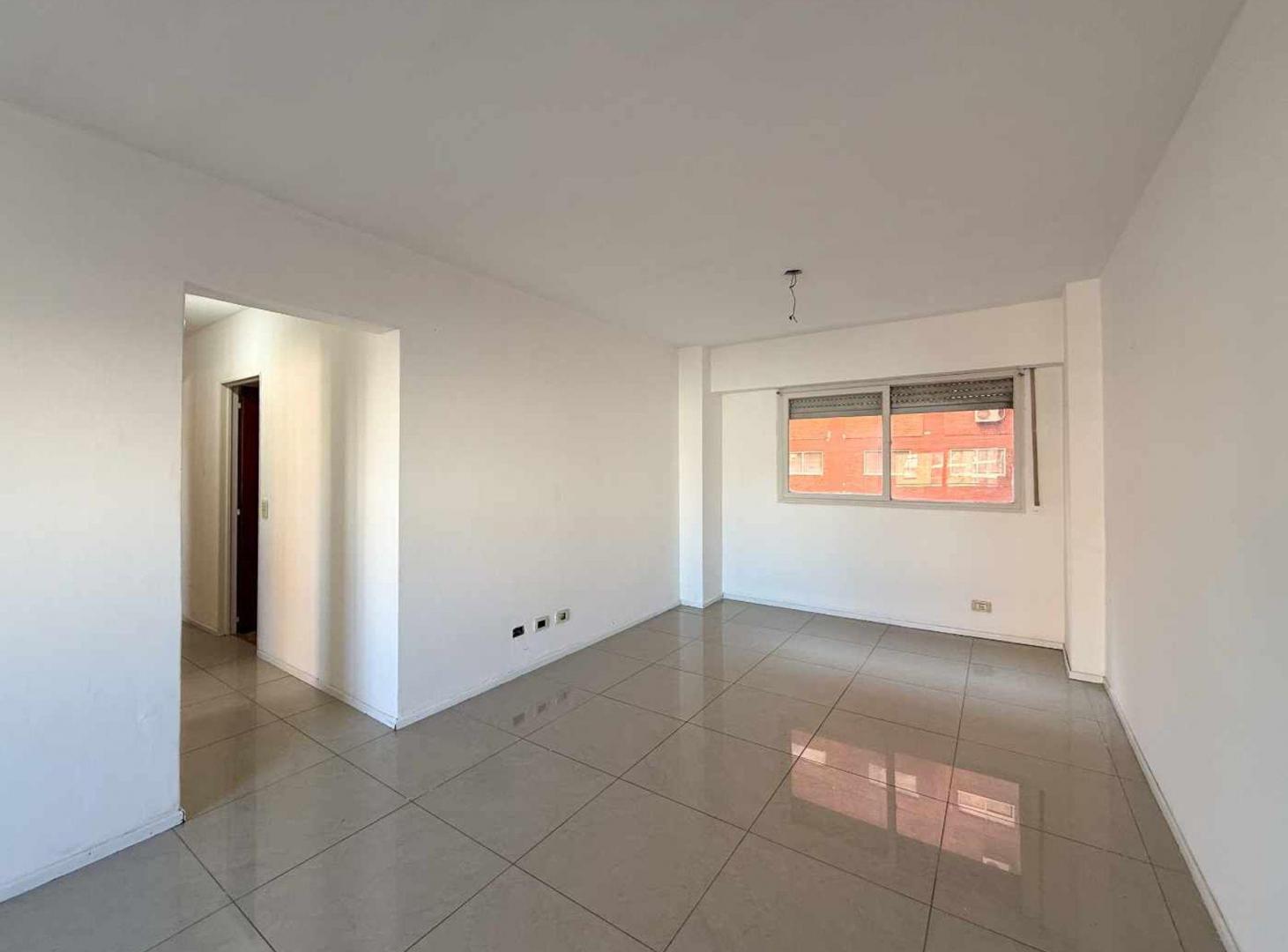 Foto de DEPARTAMENTO 3 DORMITORIOS EN VENTA , LA PLATA, imagen 2