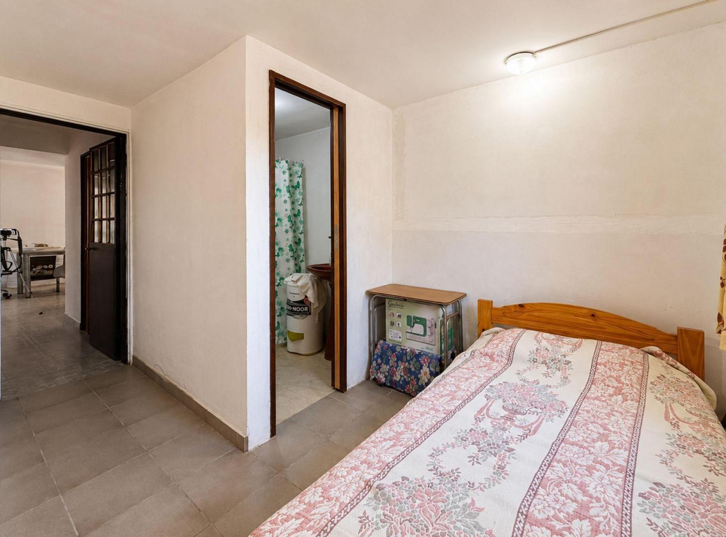 Foto de Casa de 4 dormitorios en venta, La Plata, quincho, imagen 5