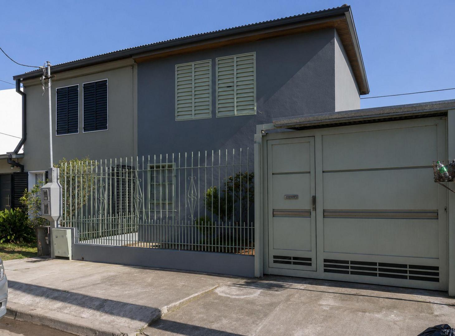 Foto de Casa de 4 dormitorios en venta, La Plata, quincho, imagen 1