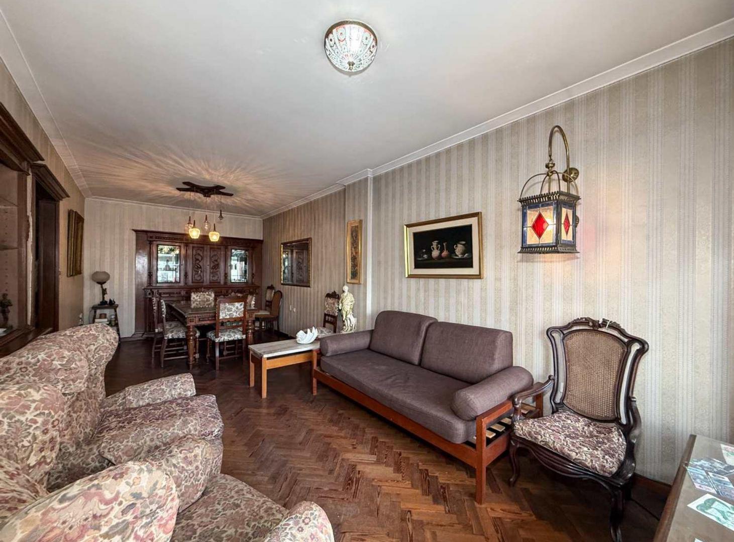 Foto de Departamento 3 dormitorios Venta La Plata Cochera, imagen 3