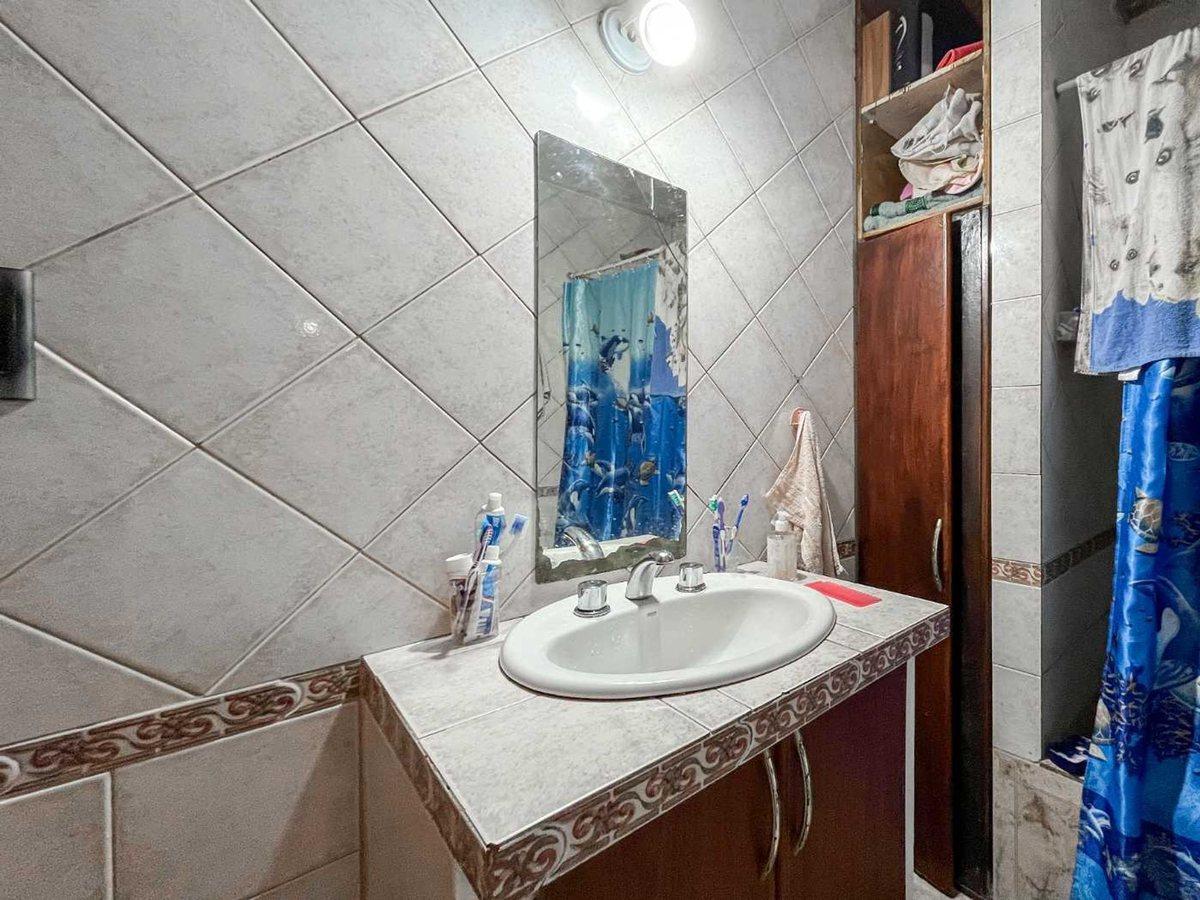 Foto de CASA 2 DORMITORIOS EN VENTA BERISSO + PATIO, imagen 5