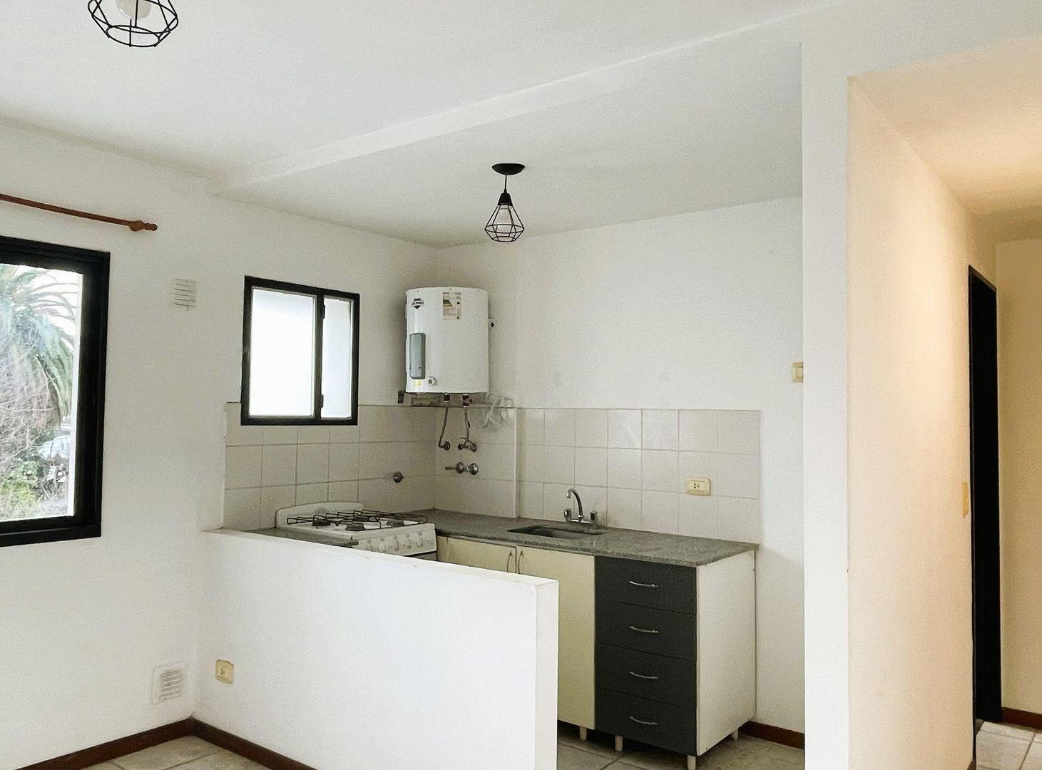 Foto de Departamento 1 Dormitorio en Venta en La Plata, imagen 3