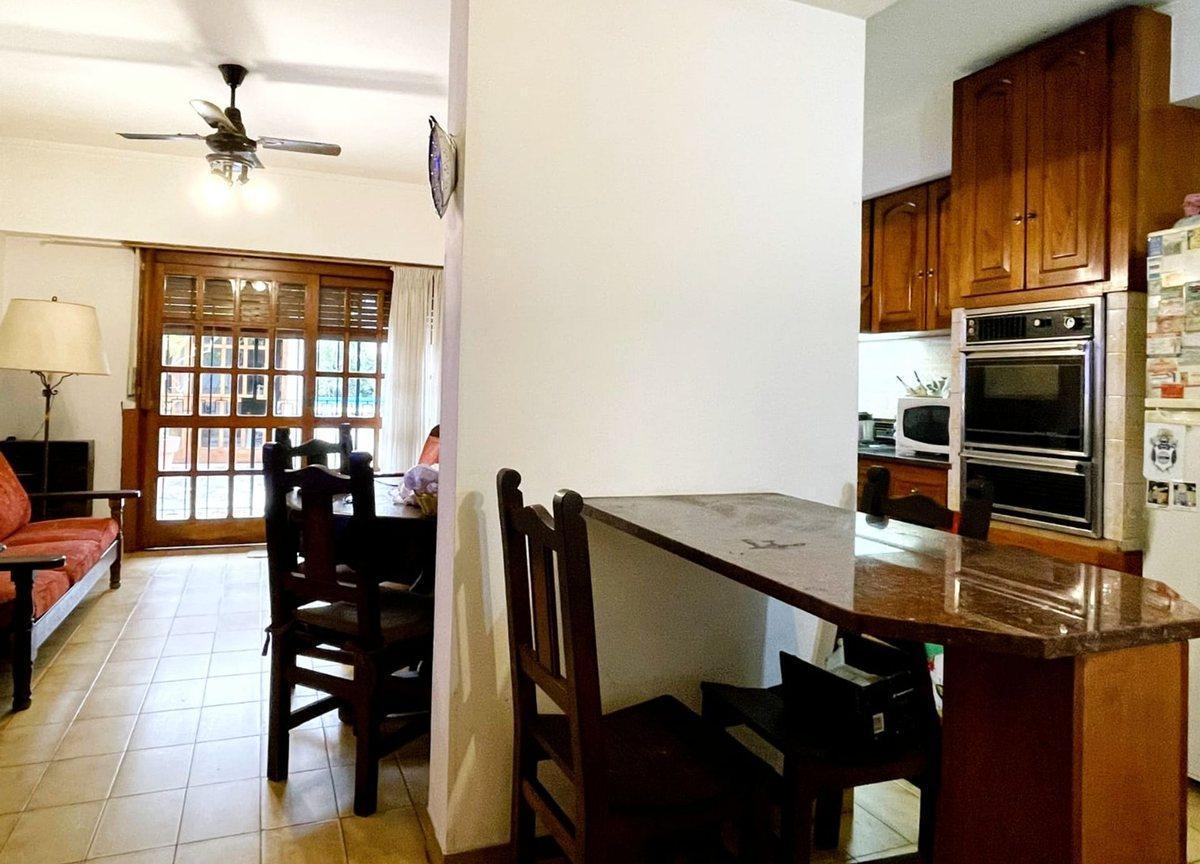 Foto de Casa 3 dormitorios en Venta en La Plata, imagen 3