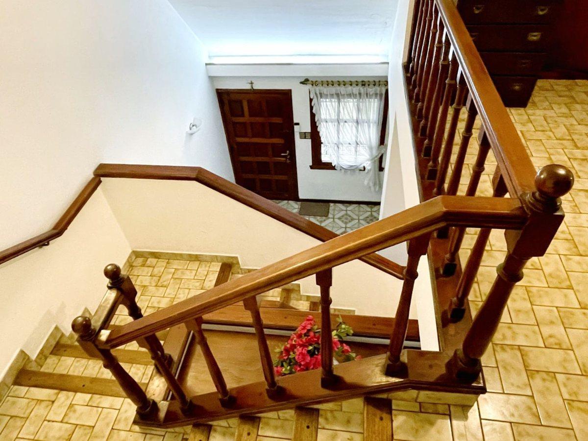 Foto de Casa 3 dormitorios en Venta en La Plata, imagen 2