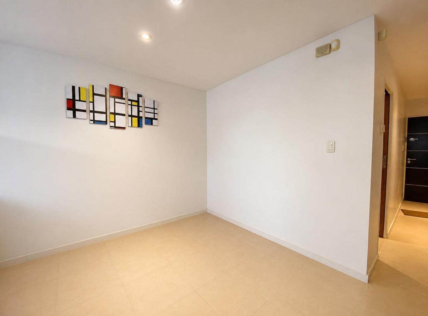 Foto de OFICINA EN VENTA LA PLATA CON COCHERA, imagen 4