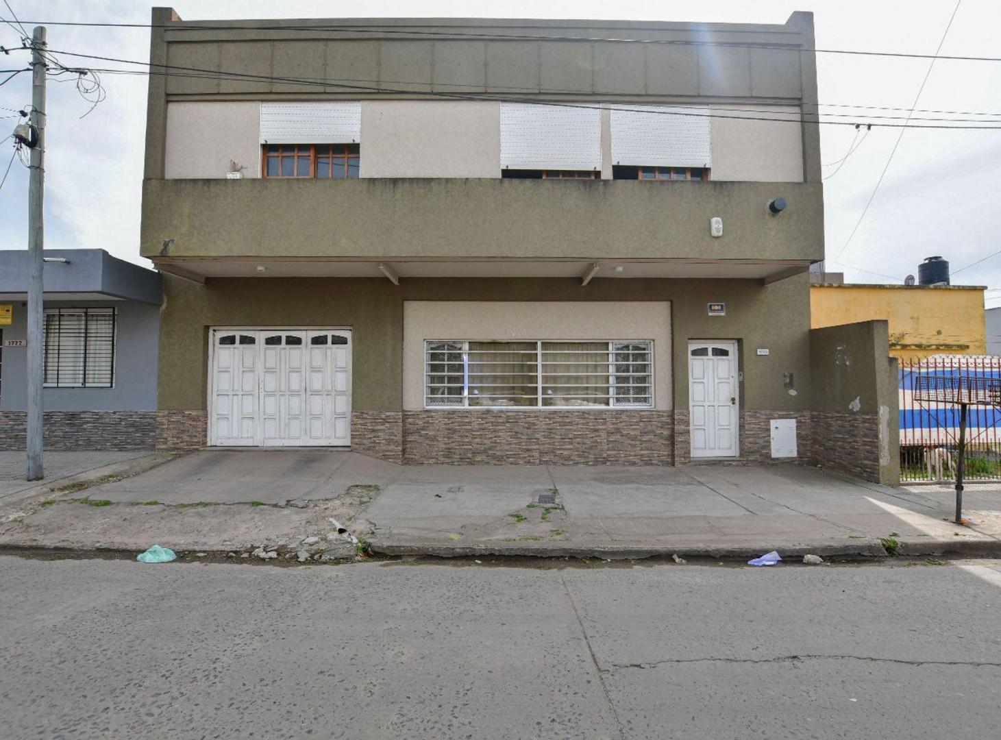 Foto de CASA 3 DORMITORIOS EN VENTA LA PLATA PATIO, imagen 5