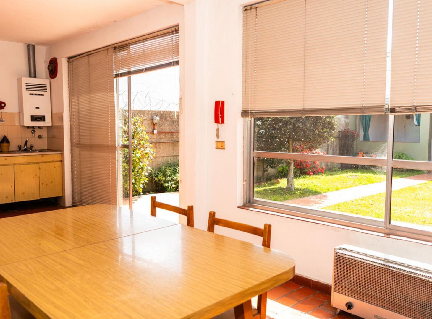 Foto de CASA DE 2 DORMITORIOS EN VENTA TOLOSA CON QUINCHO, imagen 1