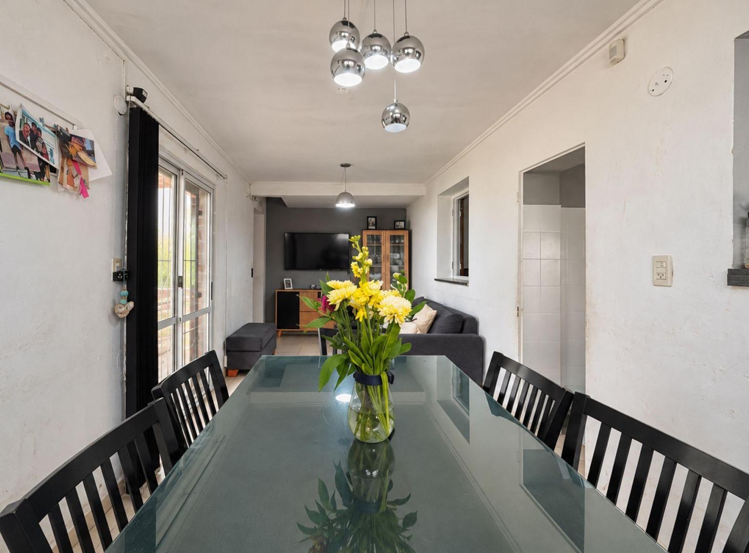 Foto de Casa 3 Dormitorios en Venta La Plata con Parque, imagen 1