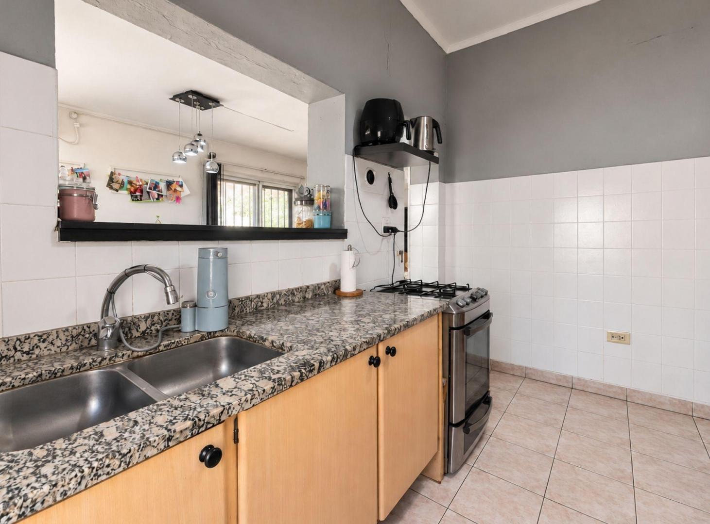 Foto de Casa 3 Dormitorios en Venta La Plata con Parque, imagen 3