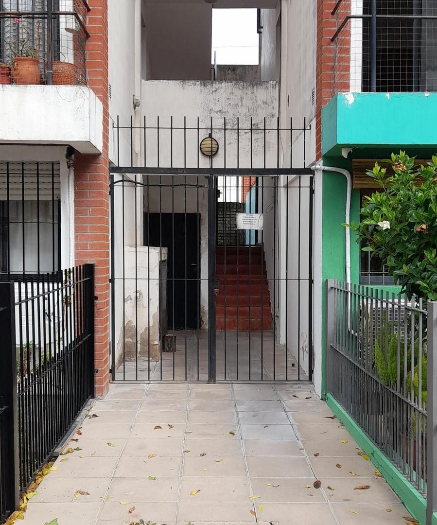 Foto de PH 2 Dormitorios en Venta en la Plata, imagen 1