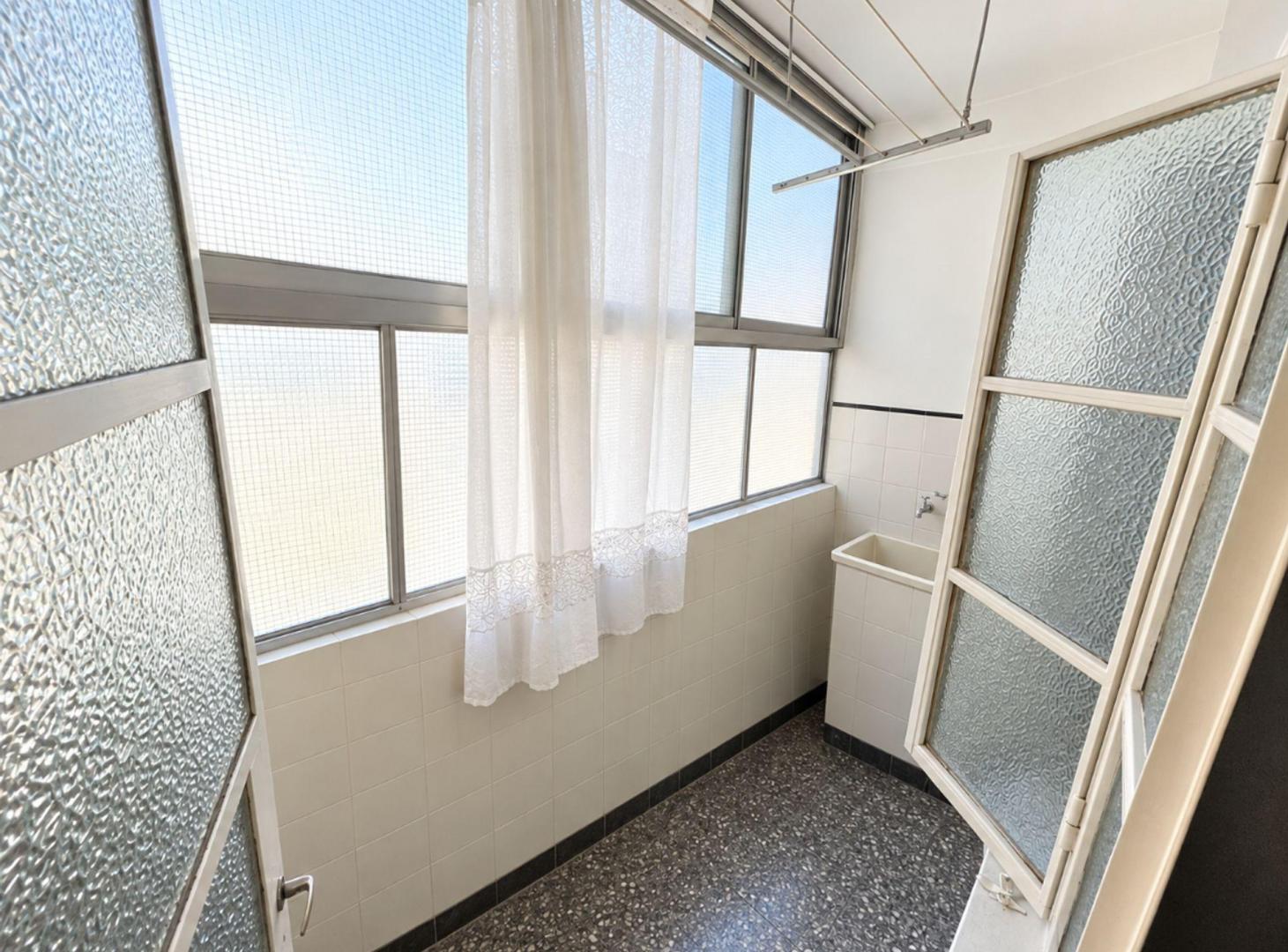 Foto de Departamento 2 dormitorios, balcón La Plata, imagen 2