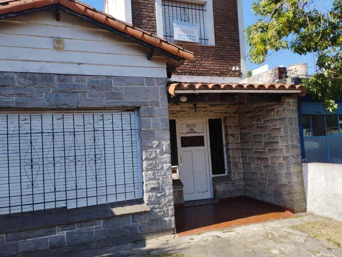 Foto de CASA DOS DORMITORIOS VENTA CITY BELL APTA BANCO, imagen 4