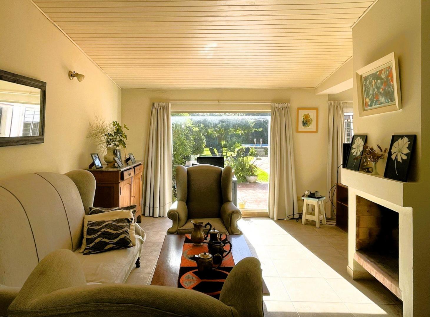 Foto de Casa 3 Dormitorios en Venta La Plata con Pileta, imagen 3