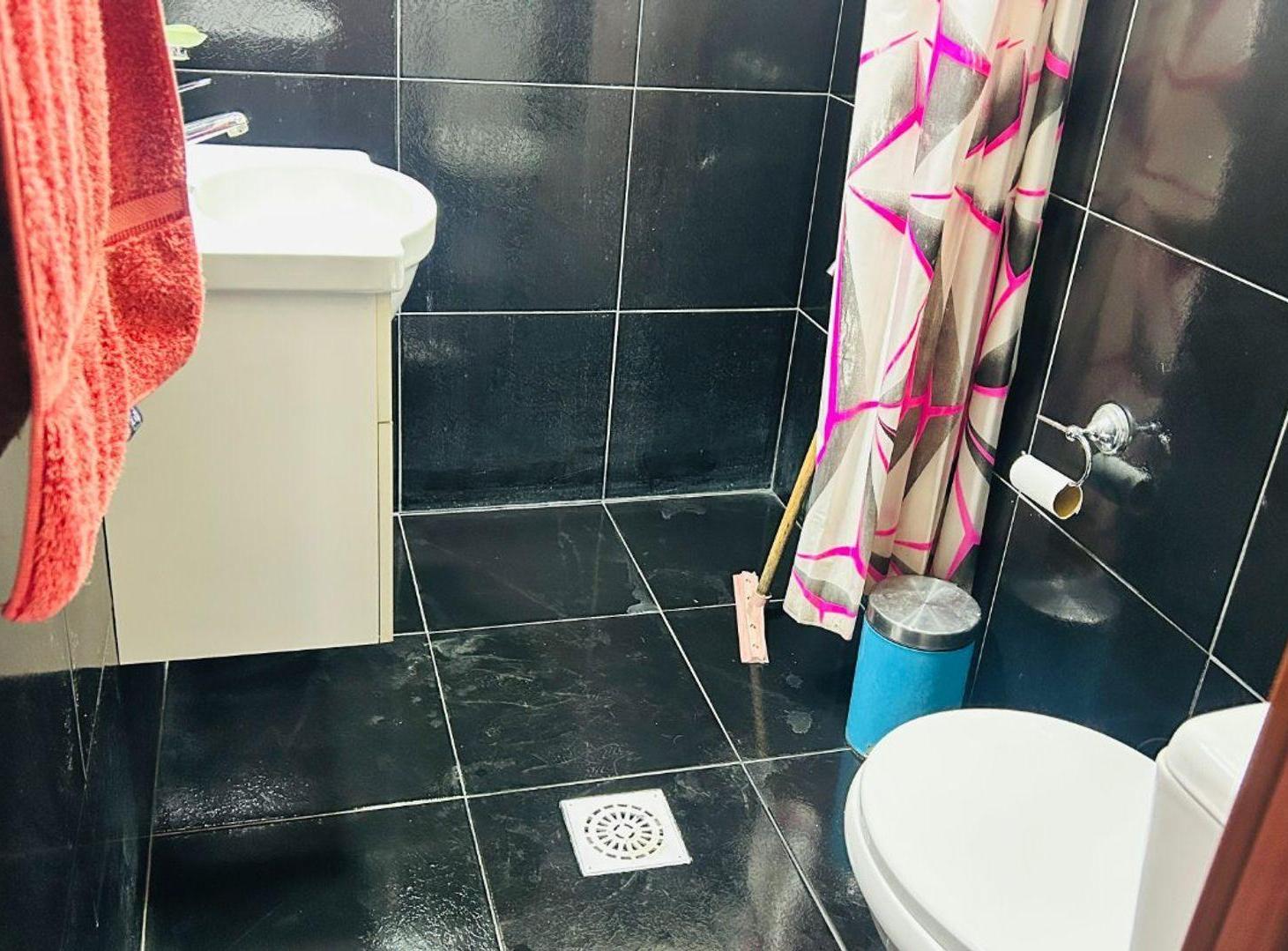 Foto de CASA 2 DORMITORIOS EN VENTA BERISSO CON PARQUE, imagen 4