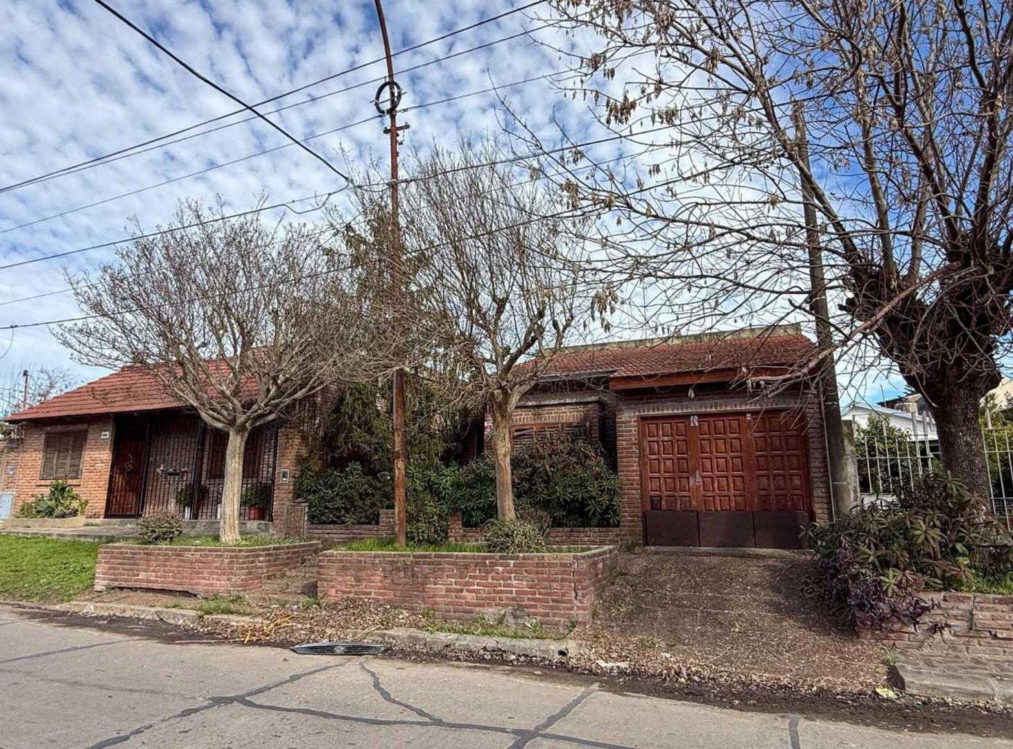 Foto de CASA 2 DORMITORIOS EN VENTA EN LA PLATA, imagen 1