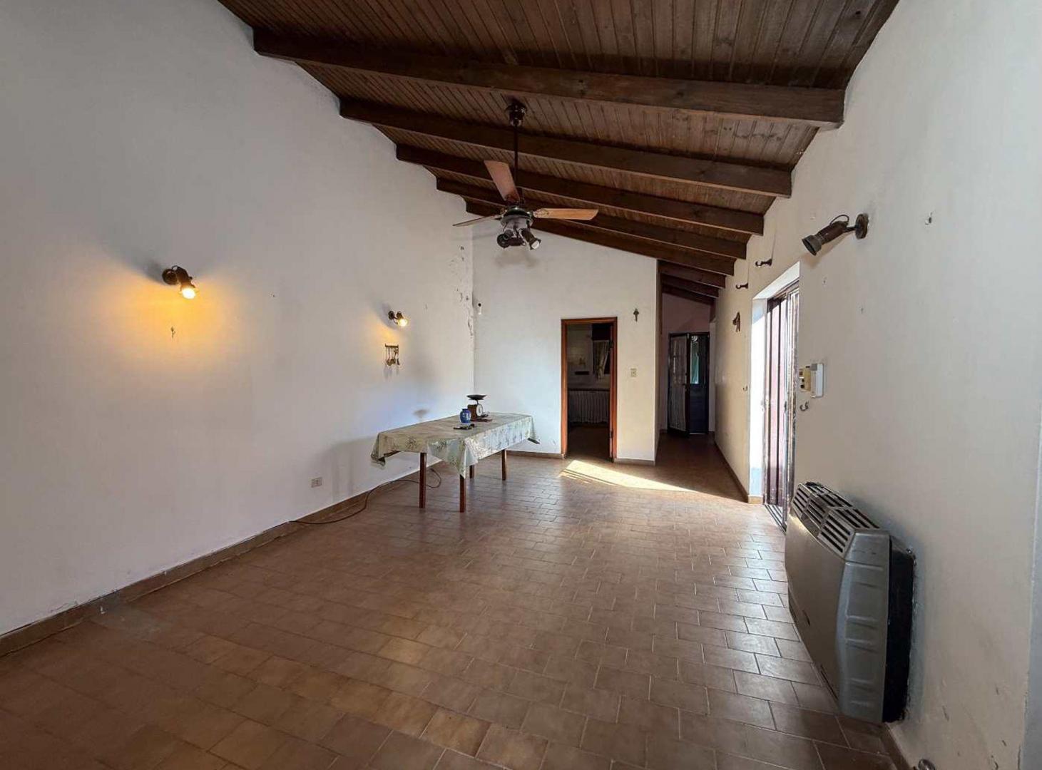 Foto de CASA 2 DORMITORIOS EN VENTA EN LA PLATA, imagen 3