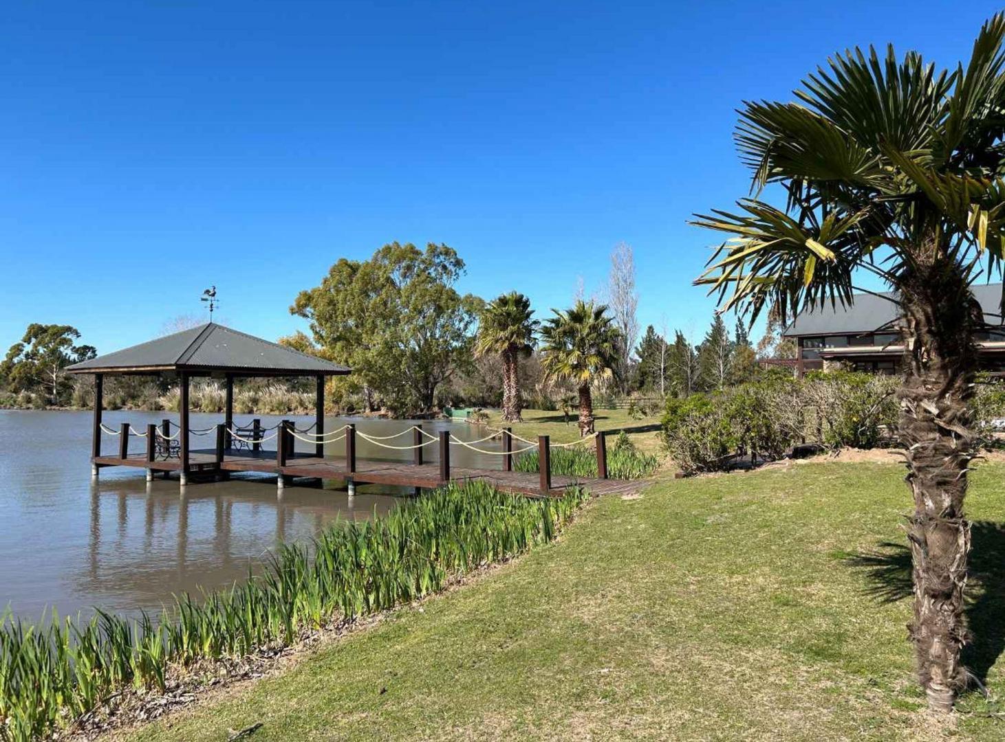 Foto de LOTE EN VENTA POSADA DE LOS LAGOS VISTA AL LAGO, imagen 2