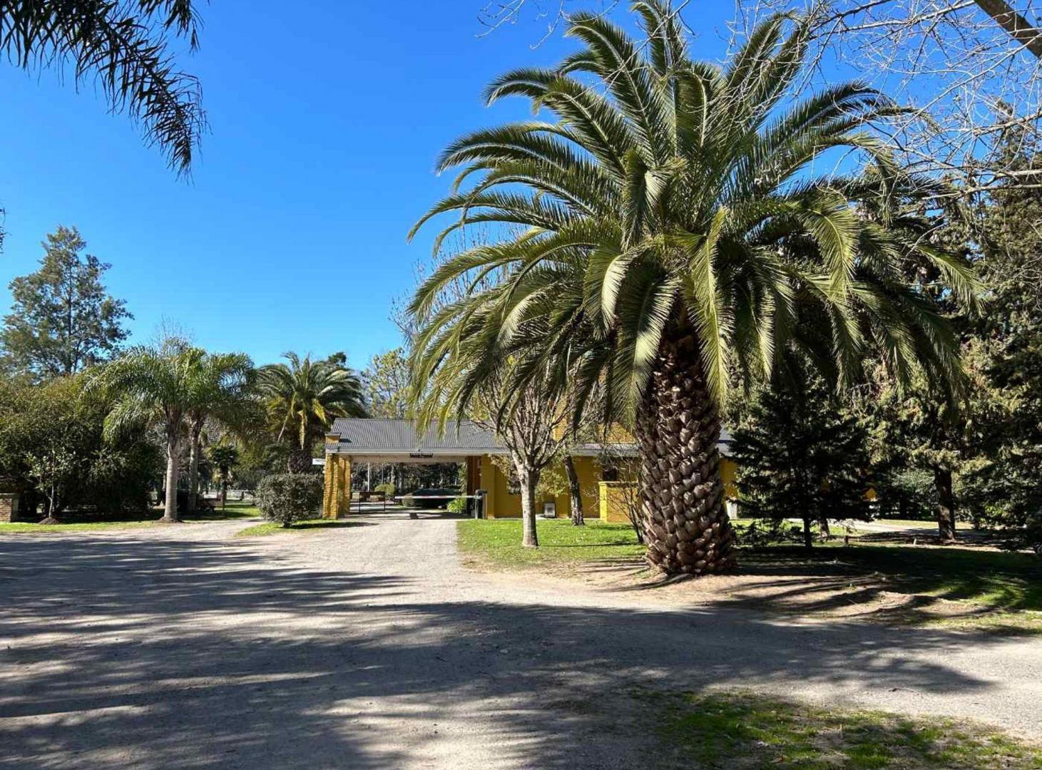 Foto de LOTE EN VENTA POSADA DE LOS LAGOS VISTA AL LAGO, imagen 3