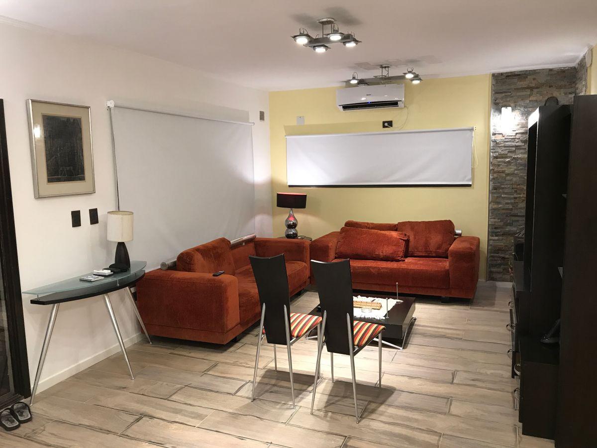 Foto de Alquiler Casa 4 ambientes con pileta, quincho y gran parque – Sin, imagen 4