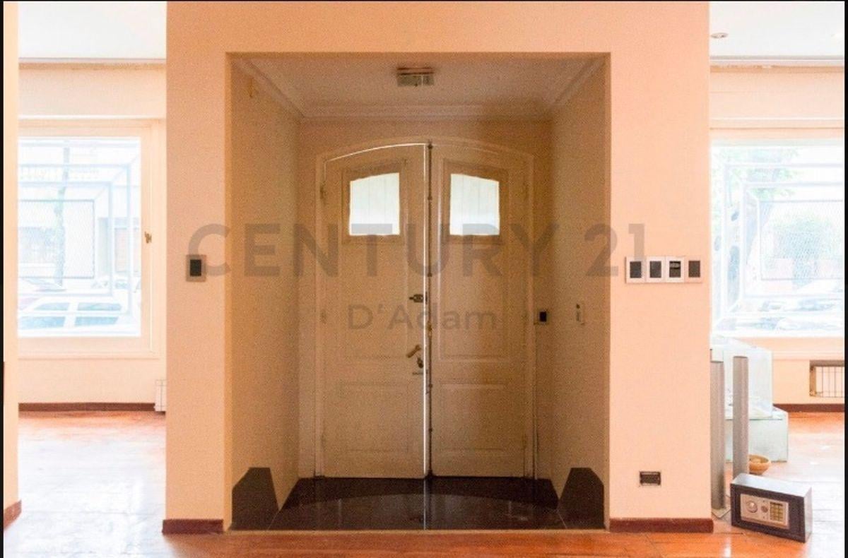 Foto de CASA COMERCIAL EN ALQUILER – BELGRANO R, imagen 4