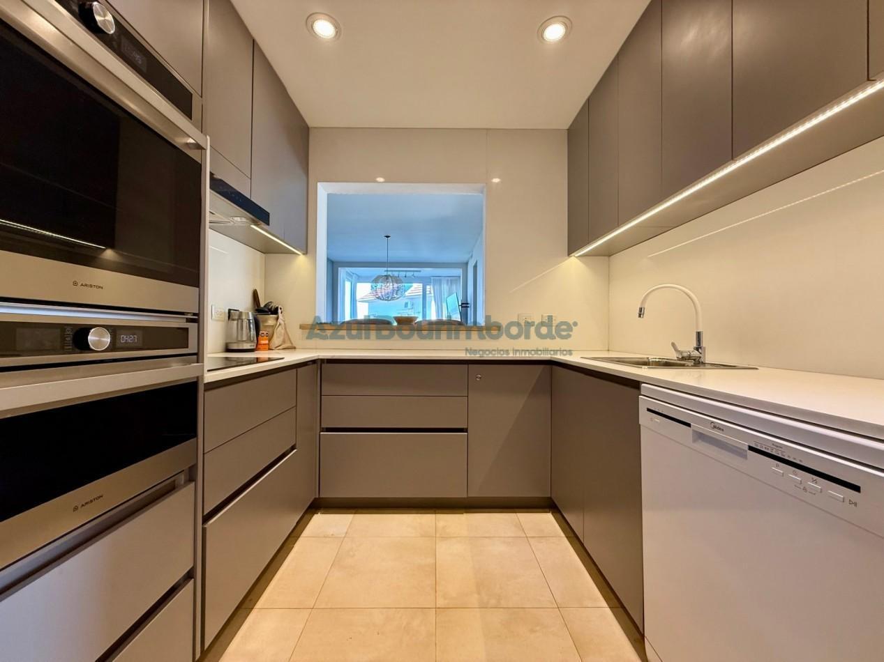 Foto de VENTA DUPLEX CON VISTA AL MAR EN CARILO - Ref 2035, imagen 2